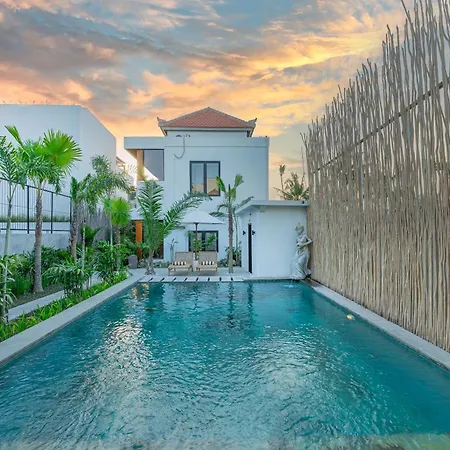 Hotel Nooju Pererenan